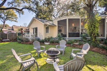 Charming Cottage with Porch Less Than Half Mi to Beach - image 2