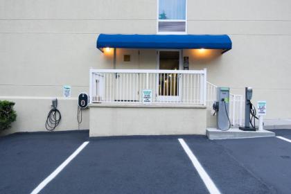 Hampton Inn Salem East - Electric Road - image 3