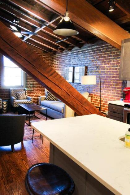 The Lofts at Downtown Salem - image 4