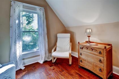 Historic and Charming Salem Home with Mill Creek Views! - image 15
