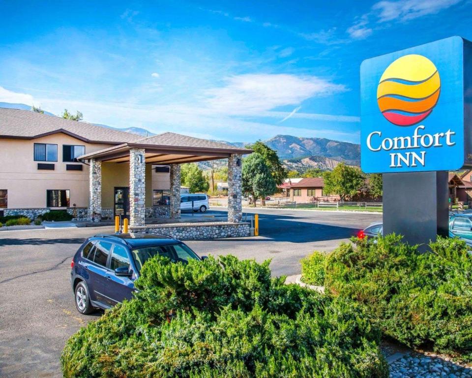 Comfort Inn Salida - main image