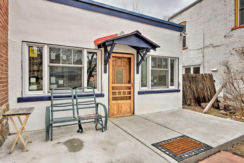 0601 Historic Home with Yard In Downtown Salida! - image 4