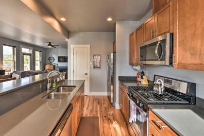 Spacious Dtwn Salida Condo with Balcony Hike and Fish - image 12