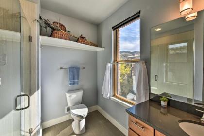 Spacious Dtwn Salida Condo with Balcony Hike and Fish - image 14