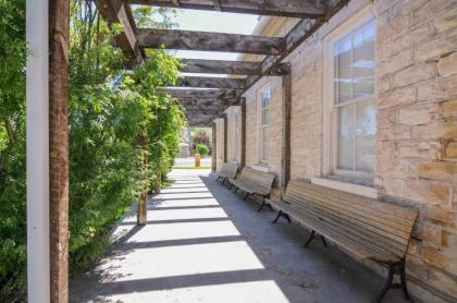 Updated Main St Apt Near Fishlake and Capitol Reef! - image 11