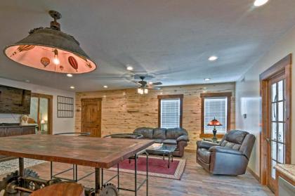 Updated Main St Apt Near Fishlake and Capitol Reef! - image 5