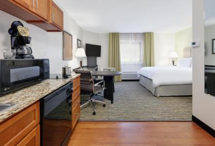 Candlewood Suites Salina an IHG Hotel - image 14