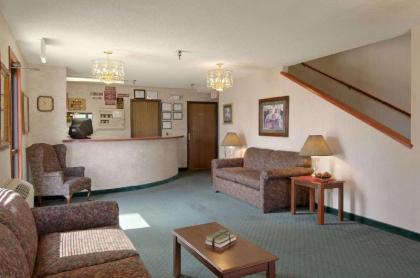 Days Inn by Wyndham Salina I-70 - image 5