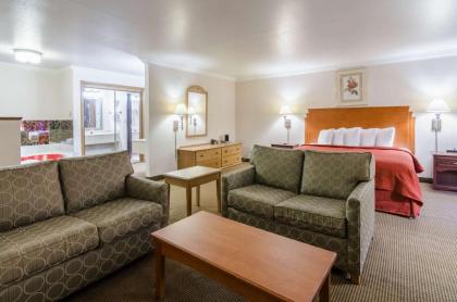 Quality Inn & Suites Salina - image 12