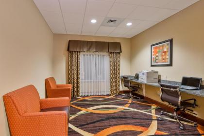 Holiday Inn Express Hotel & Suites Salina an IHG Hotel - image 11