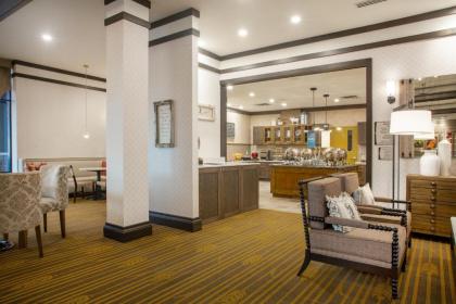 Homewood Suites By Hilton Salina/Downtown Ks - image 9