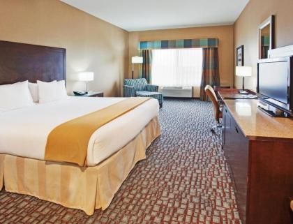 Holiday Inn Express & Suites Salinas an IHG Hotel - image 13