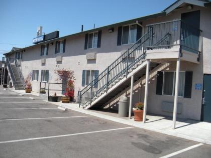 Western Motel - image 11