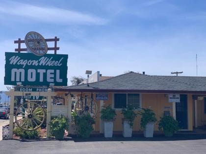 Wagon Wheel Motel - image 11