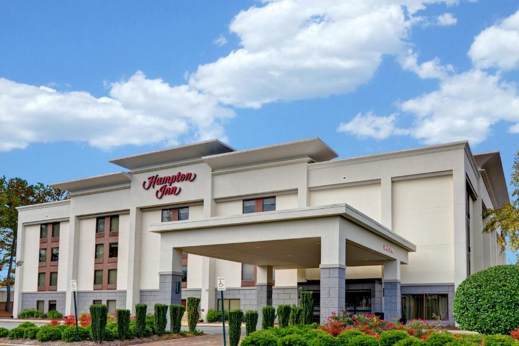 Hampton Inn Salisbury - main image