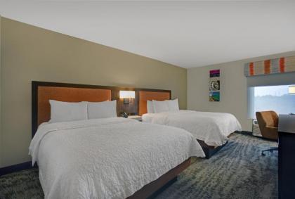 Hampton Inn Salisbury - image 13