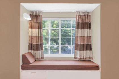 Microtel Inn and Suites - Salisbury - image 2