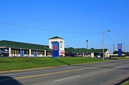 Motel 6-Sallisaw OK - image 10