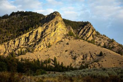 Twin Peaks Guest Ranch - image 9