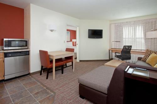 Residence Inn Salt Lake City Airport - image 4