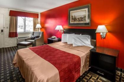 Econo Lodge Downtown Salt Lake City - image 5