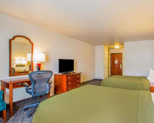 Quality Inn & Suites Airport West Salt Lake City - image 3