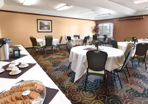 Crystal Inn Hotel & Suites - Salt Lake City - image 5