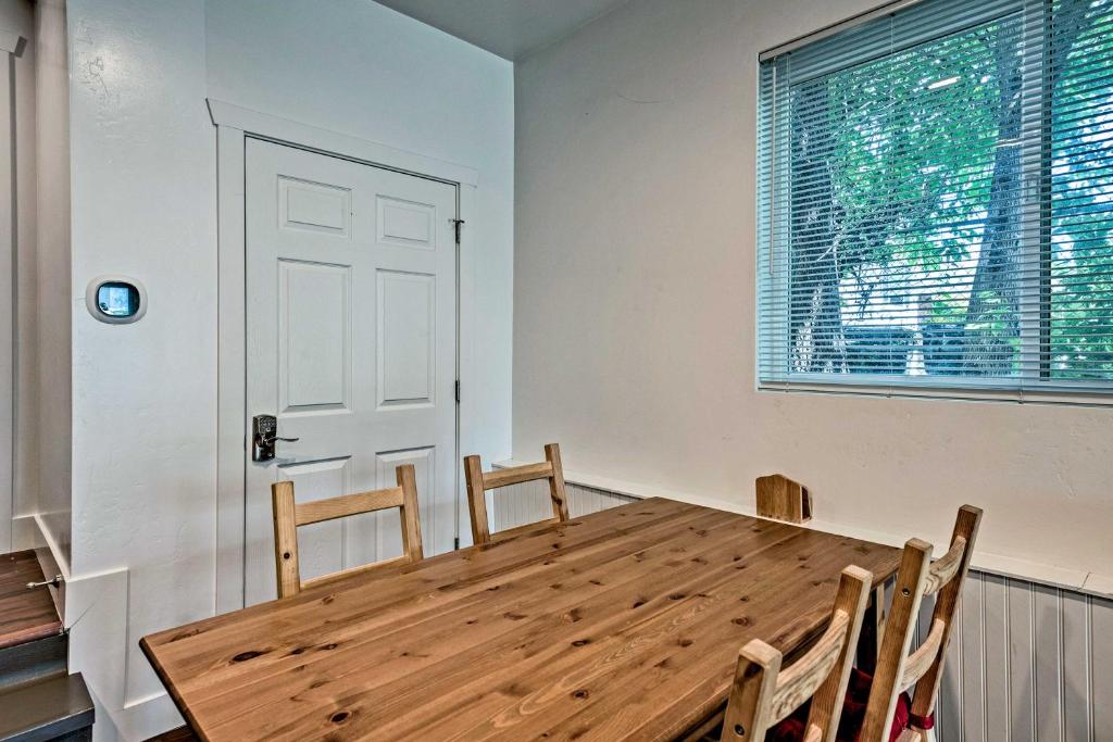 Salt Lake City Townhouse - Close to Downtown! - image 7