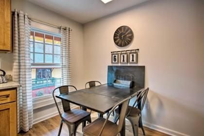 Newly Remodeled Apartment on Main Street in Saluda - image 9