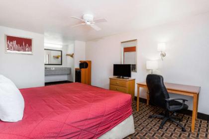 Ramada Limited San Angelo - image 13