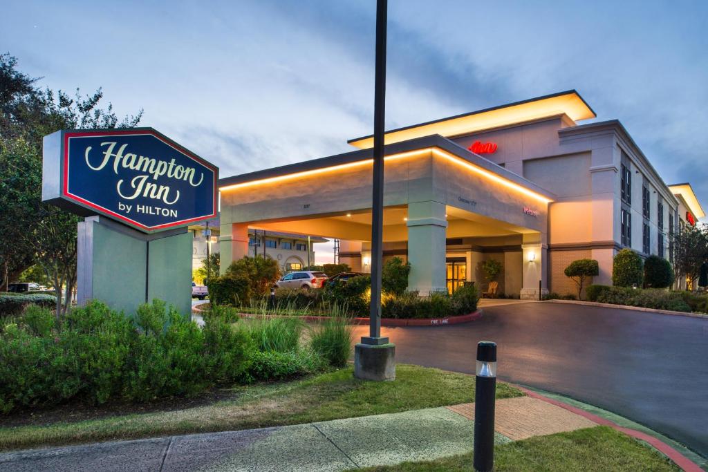 Hampton Inn San Antonio Stone Oak - main image