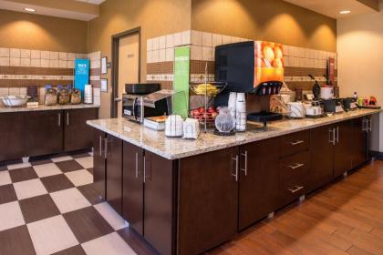 Hampton Inn San Antonio Stone Oak - image 5