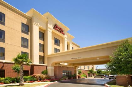 Hampton Inn and Suites San Antonio Airport - image 2