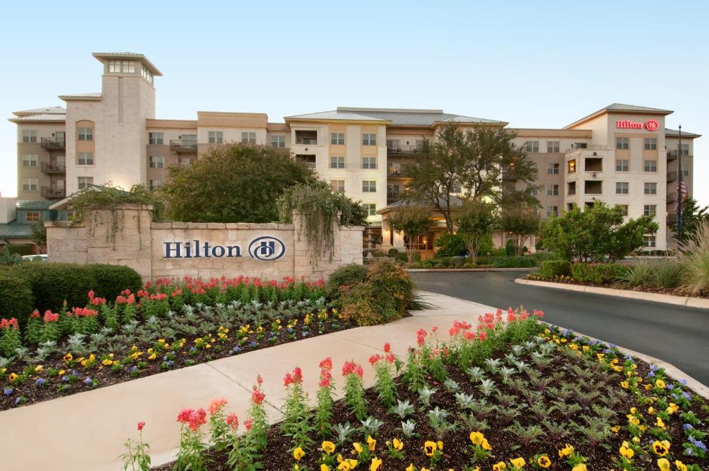 Hilton San Antonio Hill Country - main image