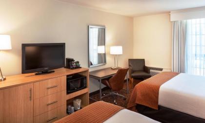 Holiday Inn San Antonio-Downtown/Market Square an IHG Hotel - image 4