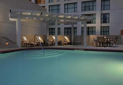 Holiday Inn San Antonio-Riverwalk an IHG Hotel - image 3
