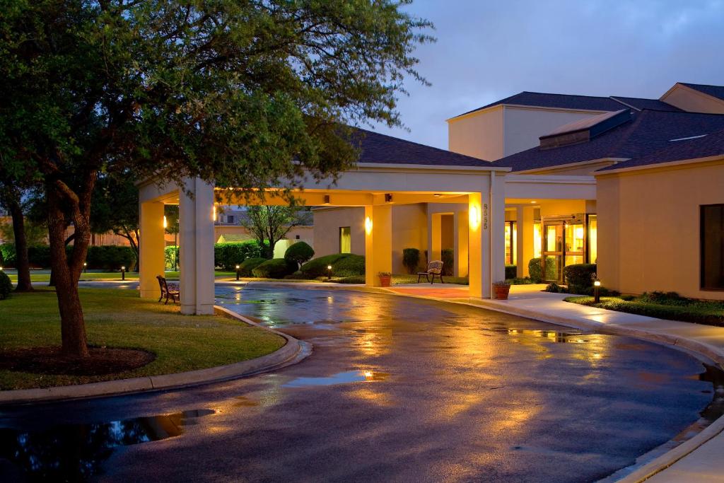 Courtyard by Marriott San Antonio Medical Center - main image