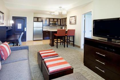 Staybridge Suites San Antonio-Stone Oak an IHG Hotel - image 2