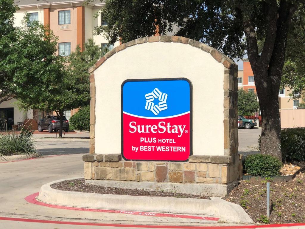 SureStay Plus Hotel by Best Western Near SeaWorld San Antonio - main image