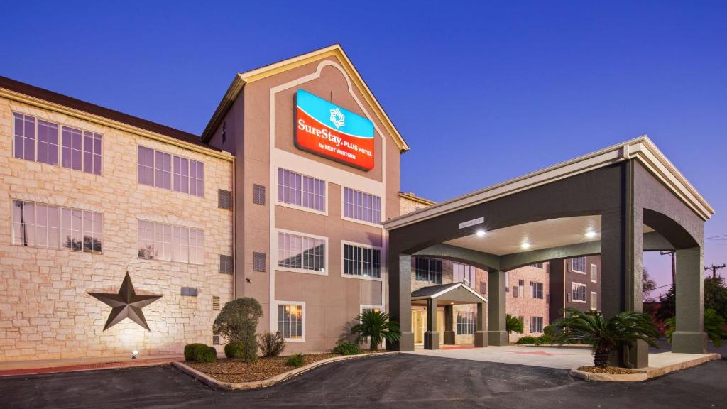 SureStay Plus by Best Western San Antonio Fort Sam Houston - main image