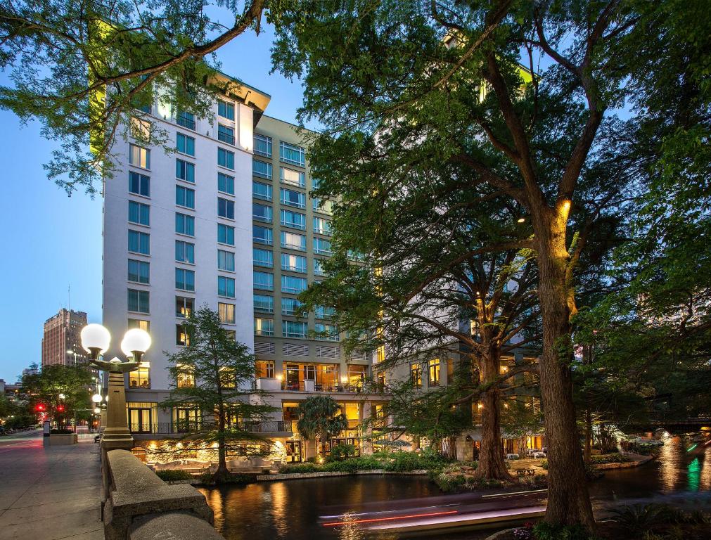 Hotel Contessa -Suites on the Riverwalk - image 4