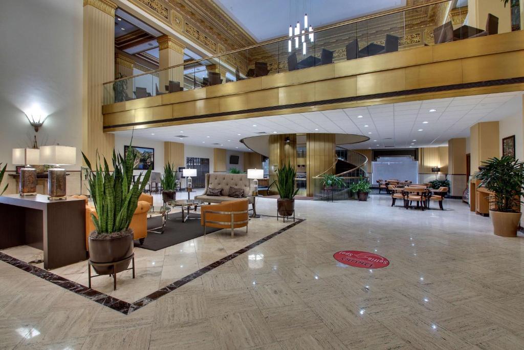 Drury Plaza Hotel San Antonio Riverwalk - image 2