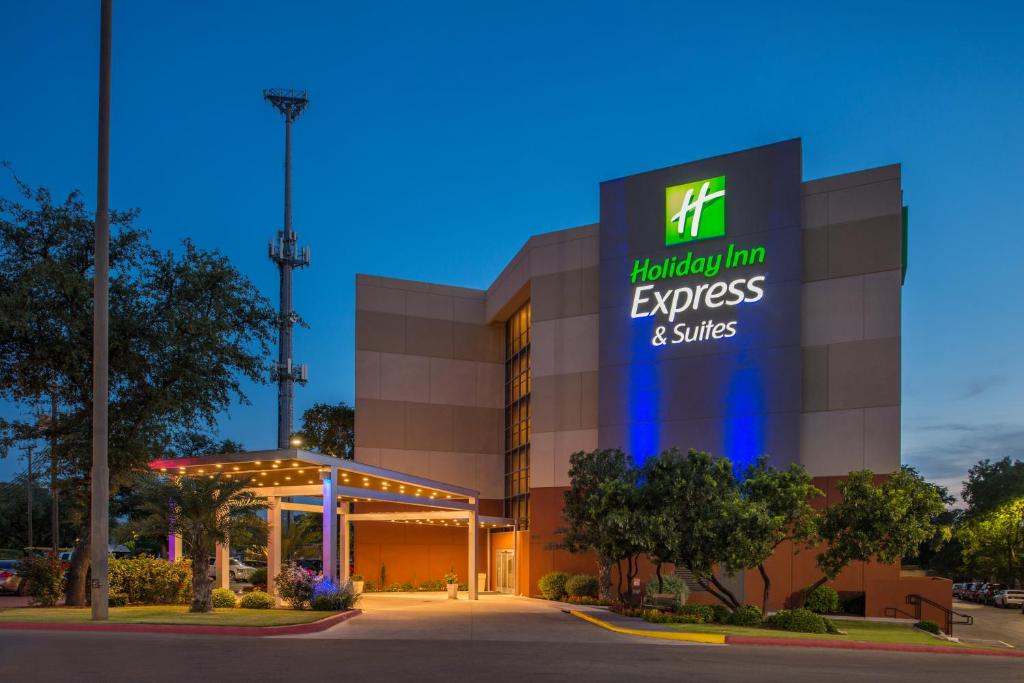 Holiday Inn Express & Suites San Antonio Medical Center North an IHG Hotel - main image