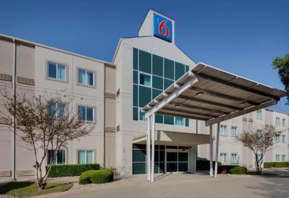 Motel 6-San Antonio TX - Airport - image 5