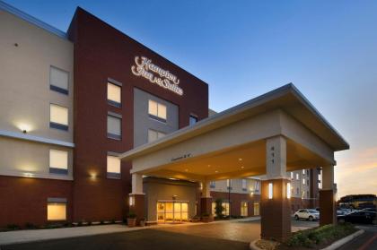 Hampton Inn & Suites San Antonio-Downtown/Market Square - image 2