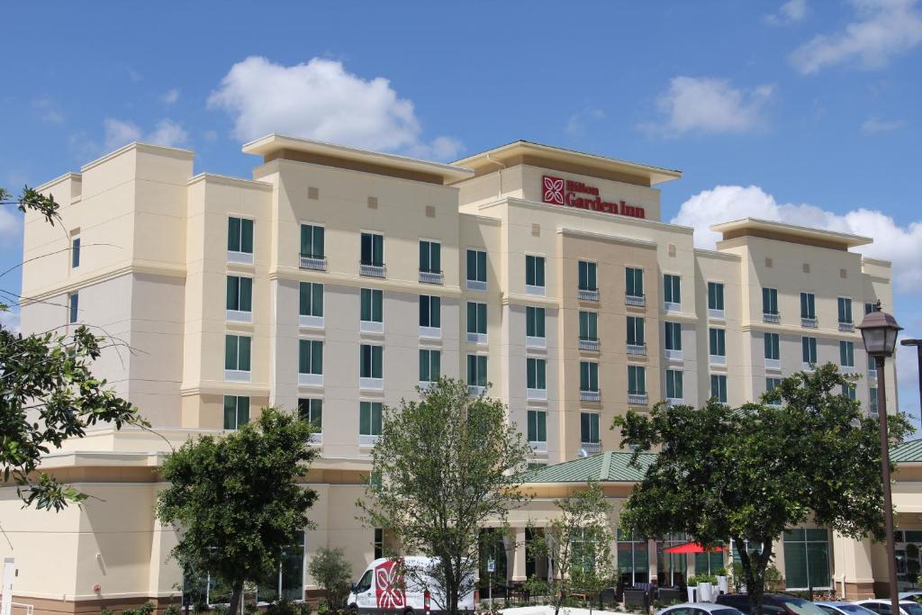 Hilton Garden Inn San Antonio/Rim Pass Drive - main image