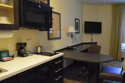 Candlewood Suites San Antonio Airport - image 4