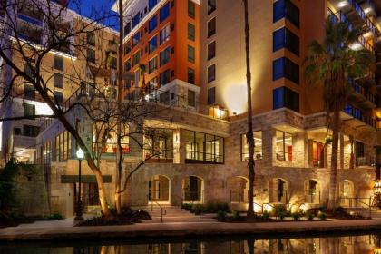 Home2 Suites By Hilton San Antonio Riverwalk - image 3