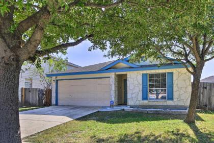 San Antonio Abode with Yard Less Than 4Mi to Lackland - image 1