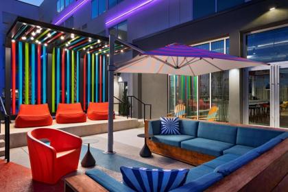 Aloft San Antonio Northwest - image 6